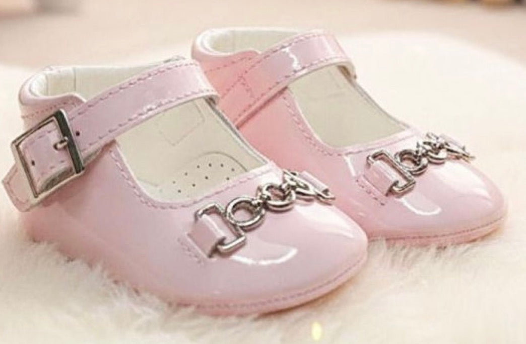 Sevva Chain Shoes - Soft Sole