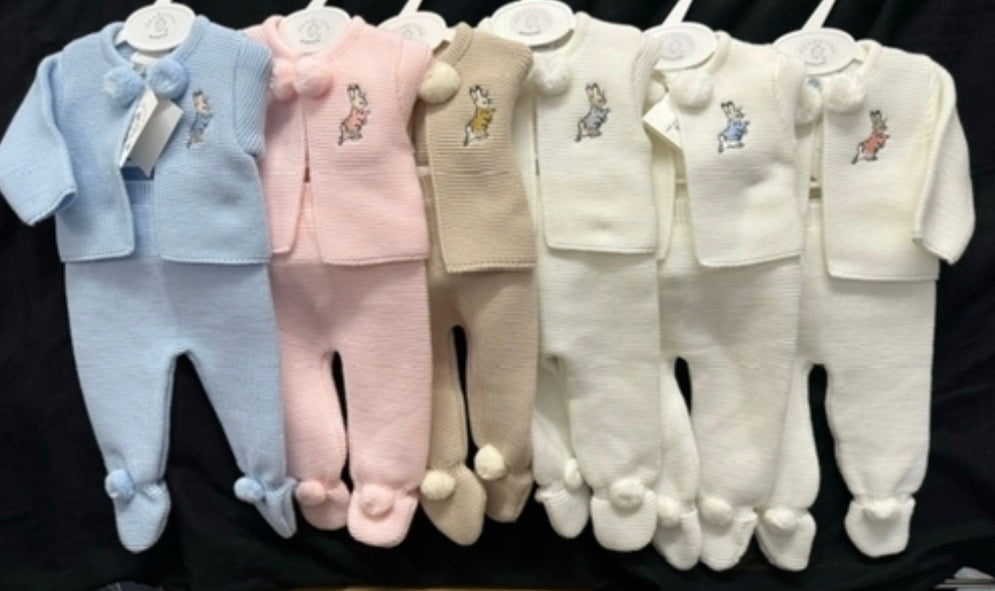 Dandelion Rabbit Pompom Outfit