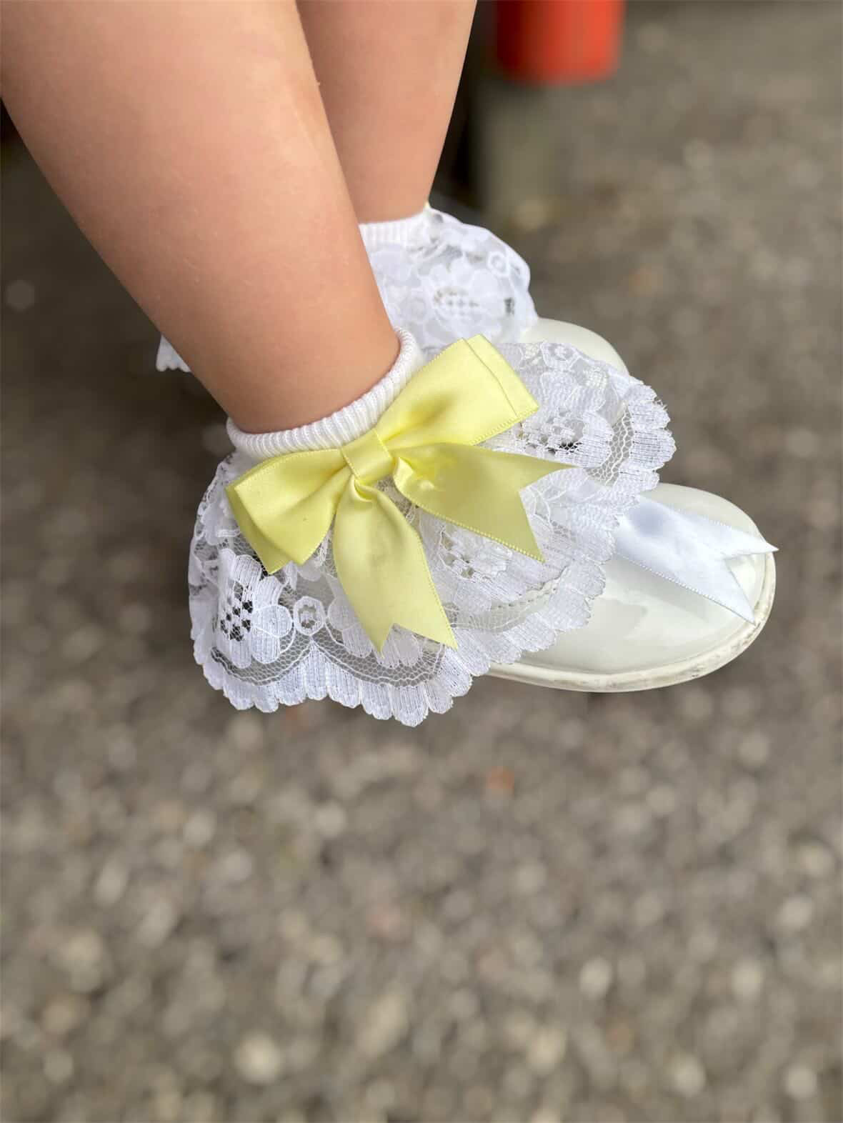 Sara Jayne Frill Socks